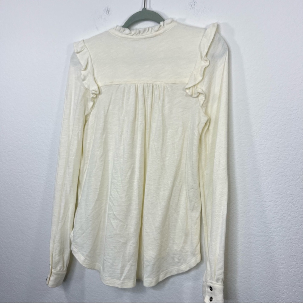Pilcro Anthropologie Ruffled Henley Top size Small Creme Knit‎ Shirt Longsleeve - Picture 3 of 9